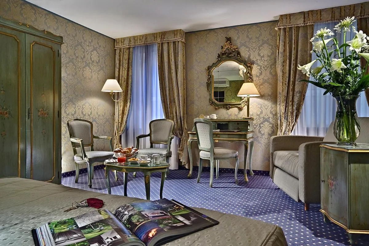 Ca Rialto Hotel Venice Italy